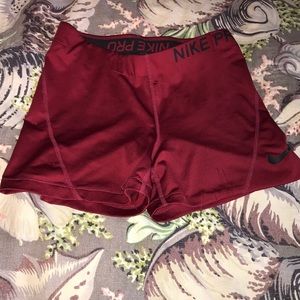 Nike pro